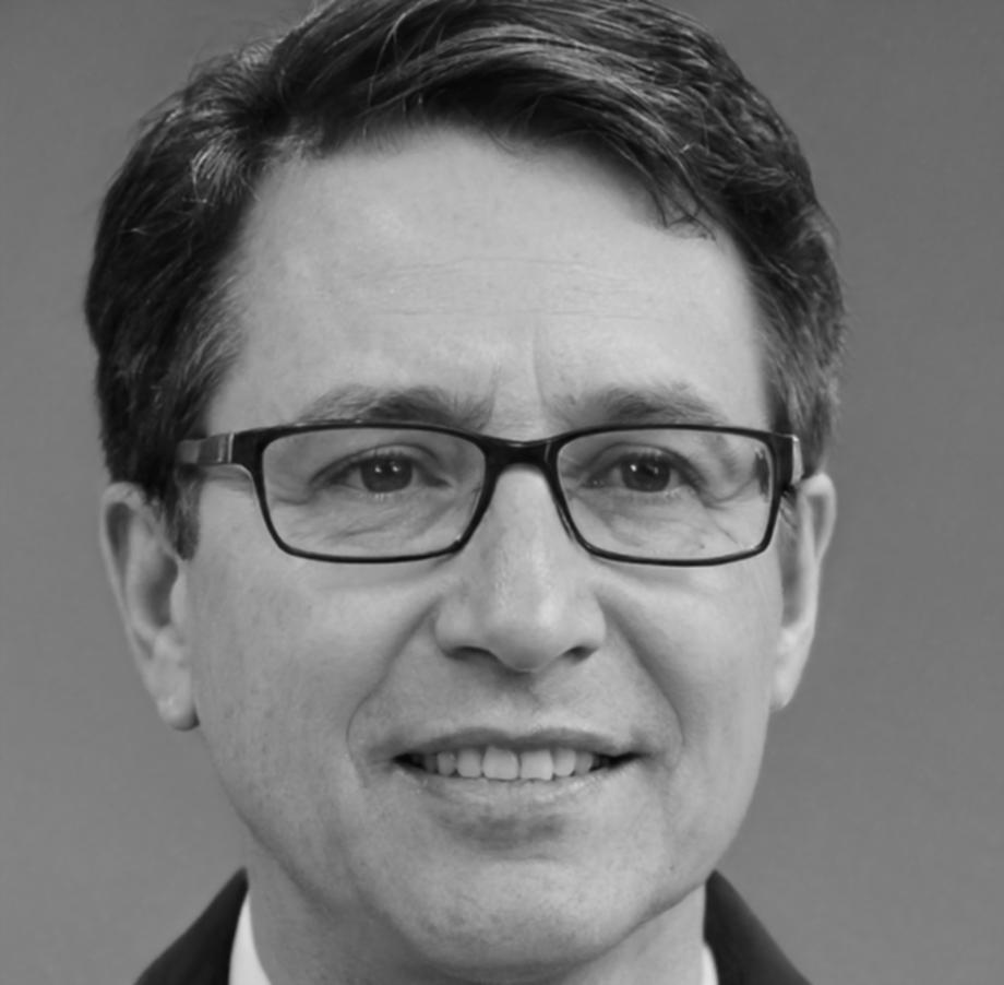 Bastian Okafor — Lead Financial Educator at Domain
